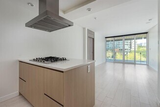 1768 Cook St in Vancouver, BC - Building Photo - Building Photo