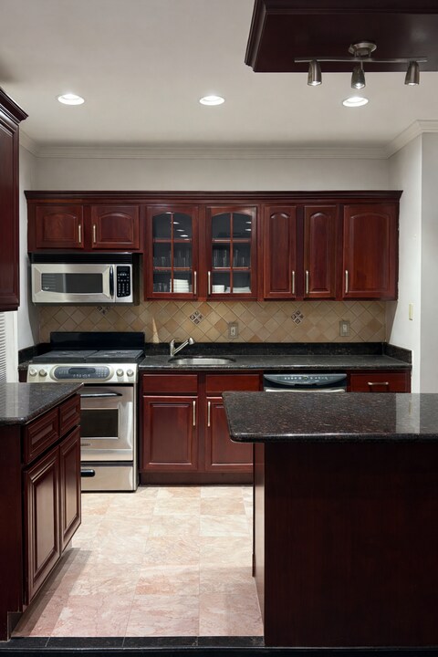 25 Gelston Ave in Brooklyn, NY - Building Photo