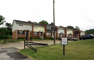 Shamrock Villa Apartments