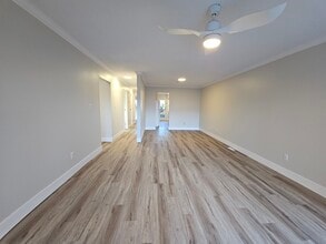 9705 McNaught Rd in Chilliwack, BC - Building Photo - Building Photo