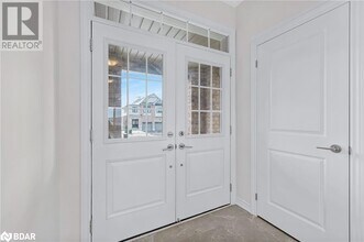 22 Greer St in Barrie, ON - Building Photo - Building Photo
