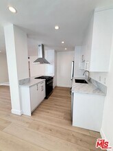 3744 Westwood Blvd in Los Angeles, CA - Building Photo - Building Photo