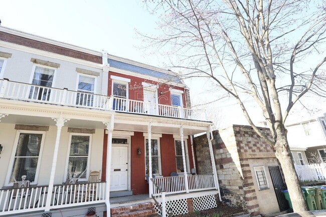 property at 420 N 27th St