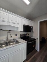 528 Edgecliff Ln in Evans, GA - Building Photo - Building Photo