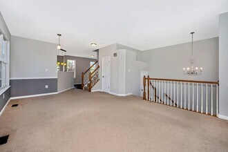 1928 Harpers Ct in Frederick, MD - Building Photo - Building Photo