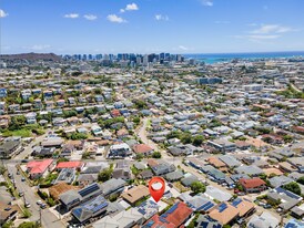 1566 Kealia Dr in Honolulu, HI - Building Photo