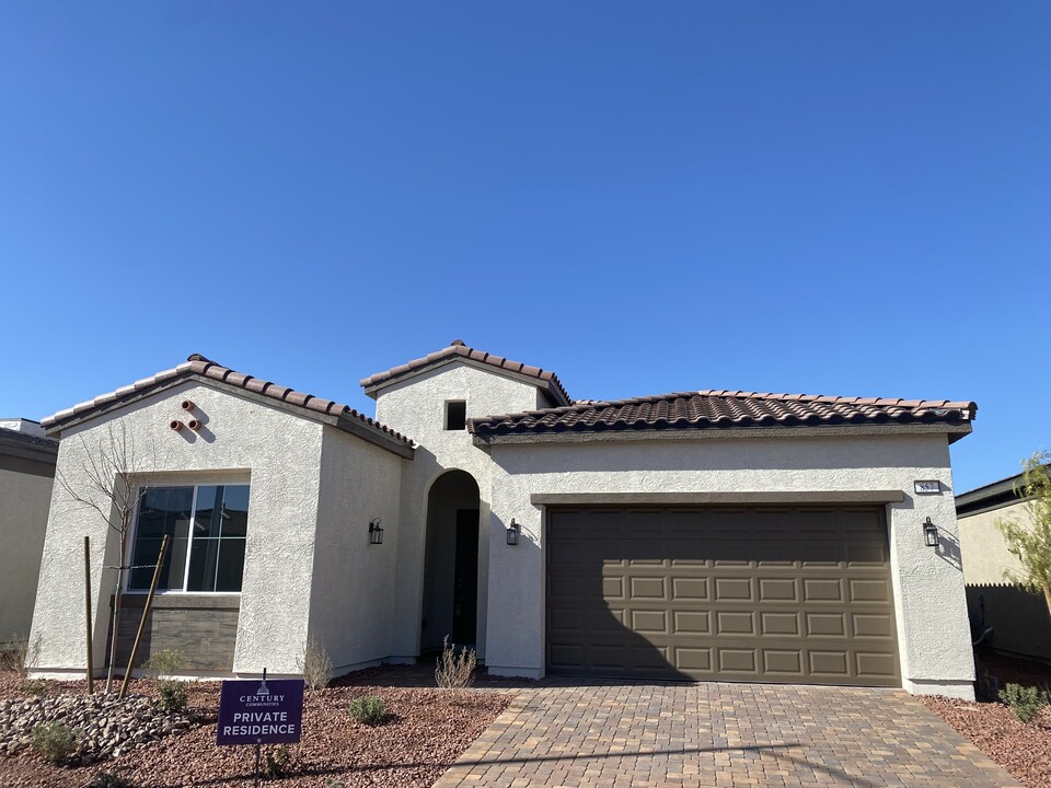 857 Bittern Lk St in Henderson, NV - Foto de edificio