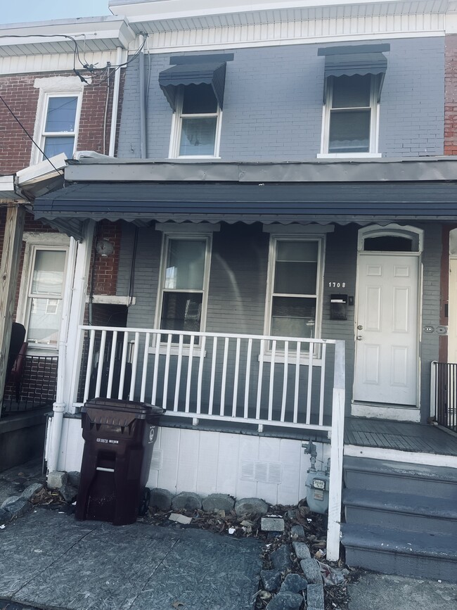 1708 Lancaster Ave in Wilmington, DE - Building Photo - Building Photo