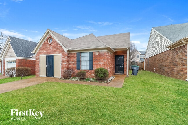 4458 Shadow Creek St in Memphis, TN - Building Photo - Building Photo
