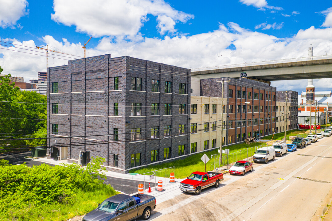 The Oliver in Richmond, VA - Building Photo