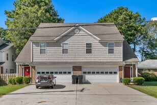 1254 Bells Rd in Virginia Beach, VA - Building Photo