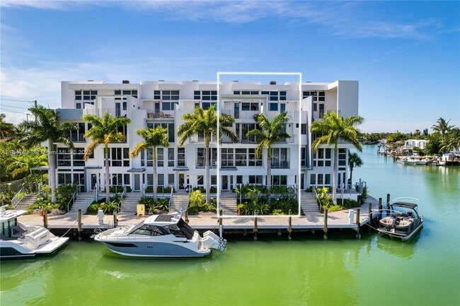31 N Shore Dr in Miami Beach, FL - Building Photo - Building Photo