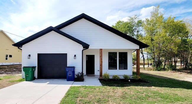 property at 3304 Gordon St