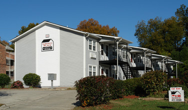 Liberty Place in Durham, NC - Building Photo - Building Photo