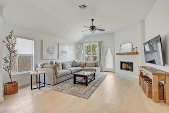 8109 Campeche Bay Pl in Round Rock, TX - Building Photo - Building Photo