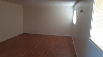 168 Sundance Shores Dr in Laughlin, NV - Building Photo - Building Photo