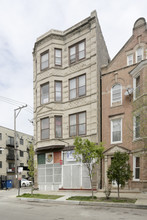 2744 W 18th St in Chicago, IL - Building Photo - Building Photo