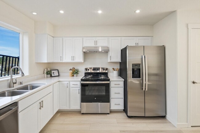 1032 Guard St in Friday Harbor, WA - Building Photo - Building Photo