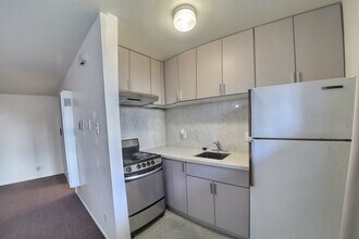 1907 Greenwich St, Unit 4 in San Francisco, CA - Foto de edificio - Building Photo