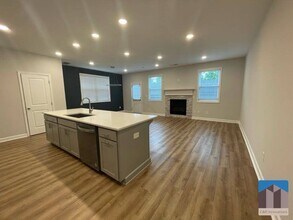 3614 Silvery Way in Powder Springs, GA - Foto de edificio - Building Photo
