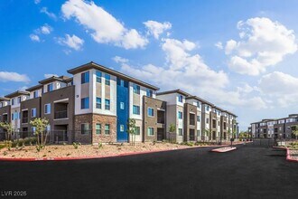 4555 Camino Al Norte in North Las Vegas, NV - Building Photo - Building Photo