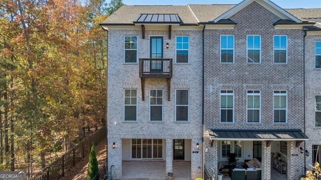 514 Clover Ln in Alpharetta, GA - Foto de edificio - Building Photo