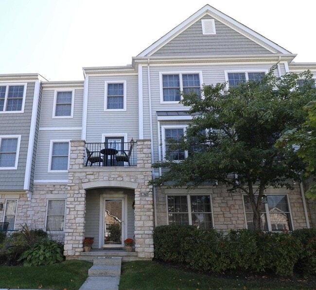 5967 Canyon Creek Dr in Dublin, OH - Building Photo - Building Photo