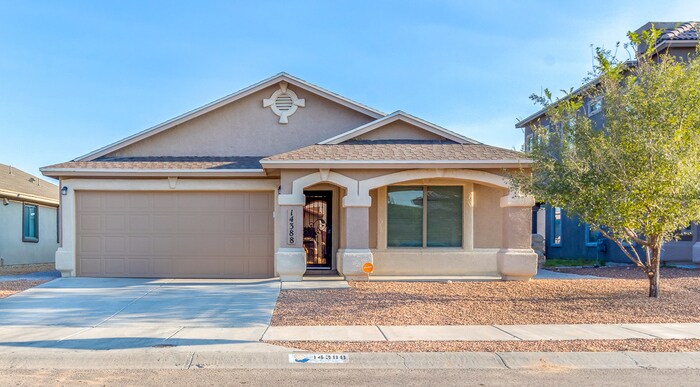 14388 N Cave Dr in El Paso, TX - Building Photo