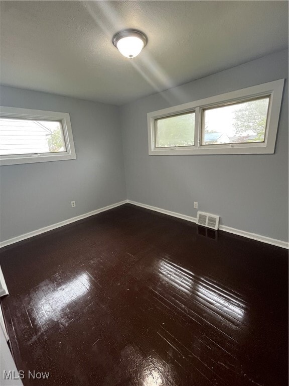 15403 Remora Blvd in Brook Park, OH - Building Photo - Building Photo