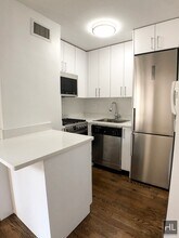 5 AVENUE in New York, NY - Building Photo - Building Photo