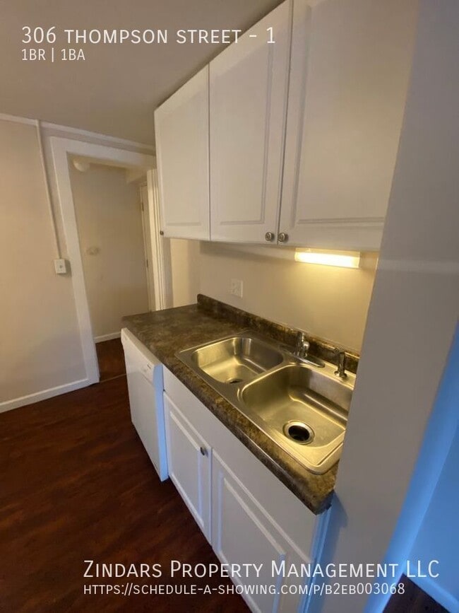 306 Thompson St in Urbana, IL - Building Photo - Building Photo