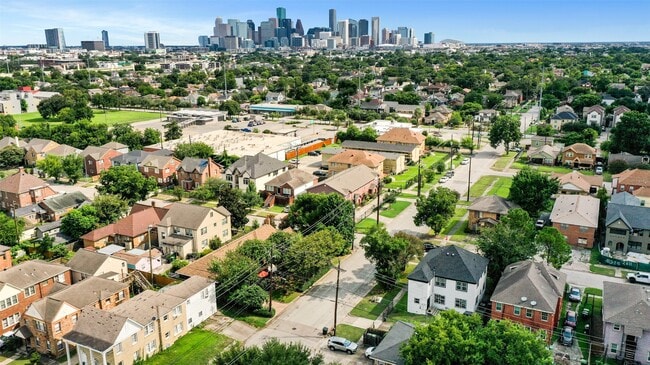 2802 Arbor St in Houston, TX - Foto de edificio - Building Photo