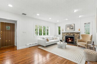 39 Hillcrest Ave in Larchmont, NY - Building Photo - Building Photo