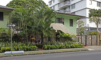 204 Liliuokalani Ave Apartments