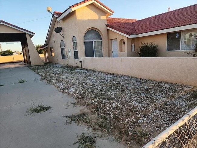 9200 Nipa Ave in California City, CA - Building Photo - Building Photo