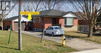 10 Brian Ave in Toronto, ON - Building Photo