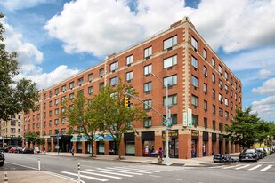1330 Fifth Ave in New York, NY - Building Photo