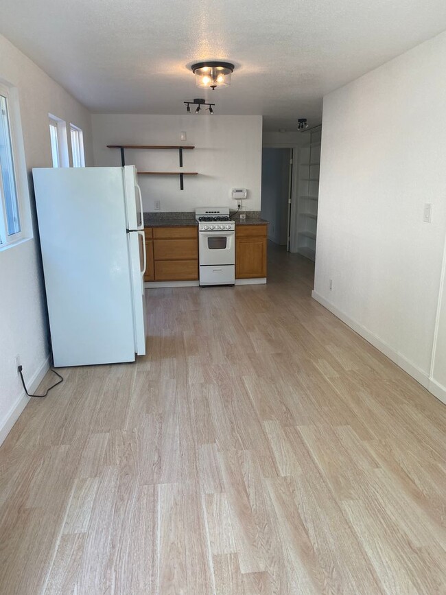 764 59th St-Unit -1 in Oakland, CA - Building Photo - Building Photo