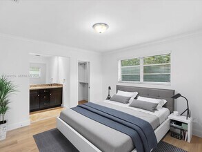 911 Pizarro St in Coral Gables, FL - Building Photo - Building Photo