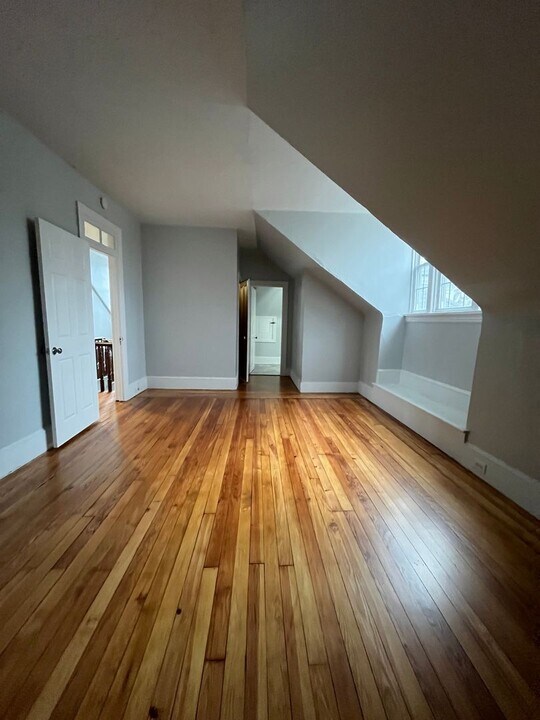 1461 Manor St-Unit -Apt A in Columbia, PA - Building Photo