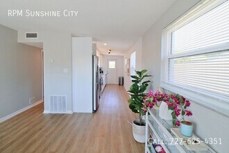 9322 88th Way N in Seminole, FL - Building Photo - Building Photo