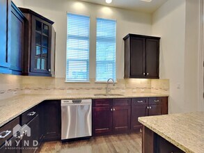 10116 Inverness Main St in Englewood, CO - Building Photo - Building Photo