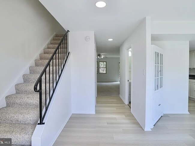 5952 Westchester Park Dr in College Park, MD - Building Photo - Building Photo