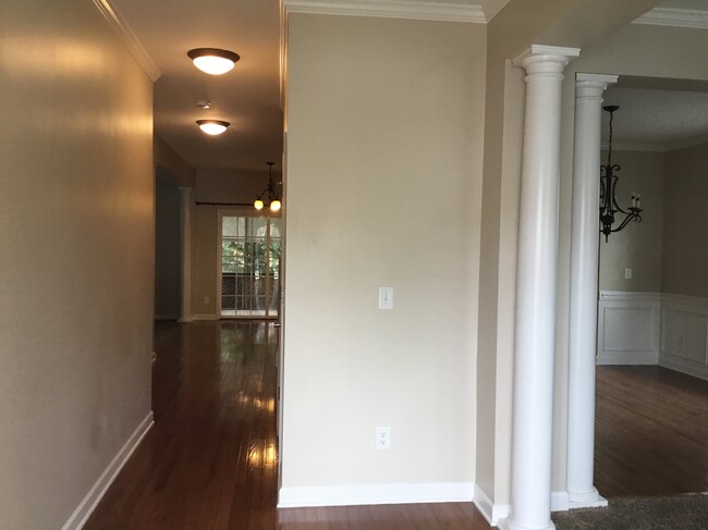 1409 Lindenberg Sq in Wake Forest, NC - Building Photo - Building Photo