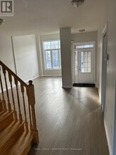 27 Robitaille Dr in Brampton, ON - Building Photo - Building Photo