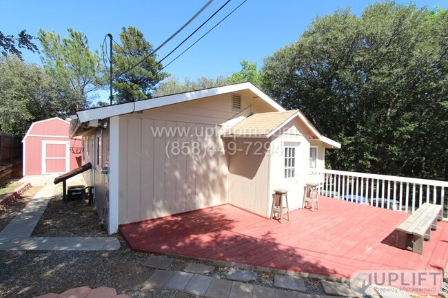 property at 3904 Cedar Dr