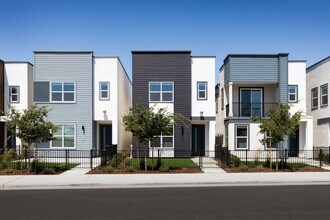 Cyrene at Meadowlands - Single Family Homes in Lincoln, CA - Building Photo - Building Photo
