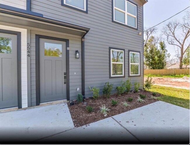 5544 Shreveport Blvd in Houston, TX - Building Photo - Building Photo