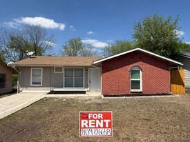 5411 Indian Desert St in San Antonio, TX - Building Photo