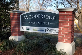 Woodbridge Apartments in Reidsville, NC - Building Photo - Building Photo